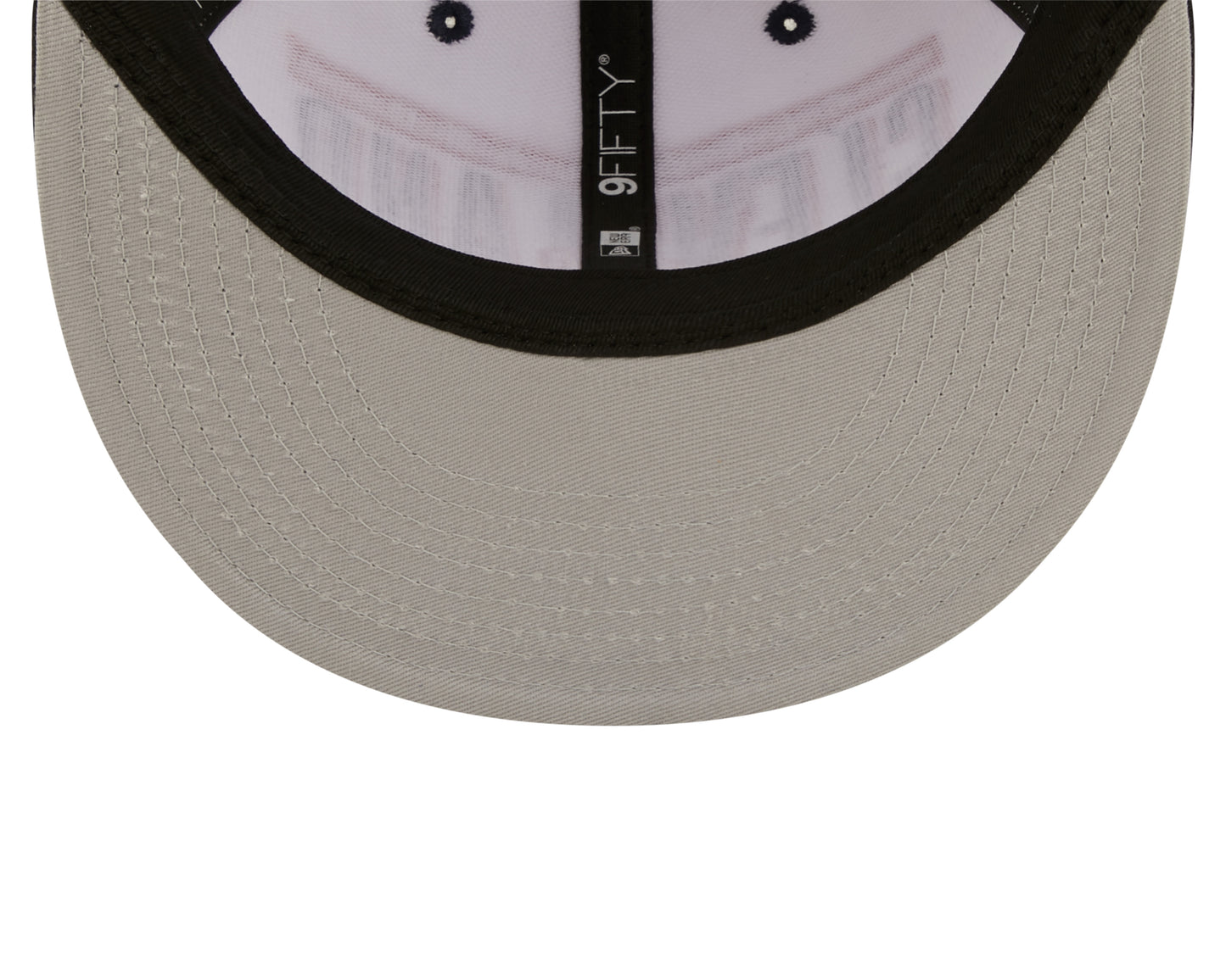 Cleveland Guardians New Era Retro Title White / Blue 9FIFTY Snap Back Hat