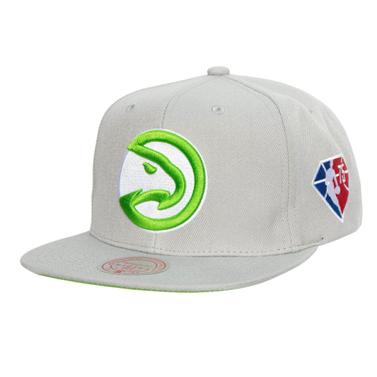 Atlanta Hawks Mitchell & Ness 75th Anniversary Sliver Snapback