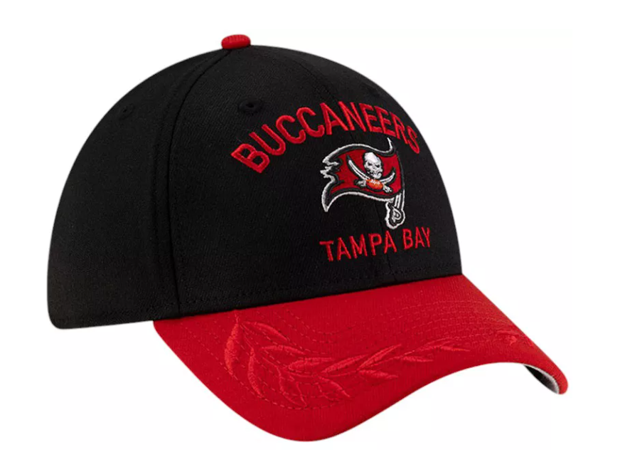 Tampa Bay Buccaneers New Era 2025 Draft 39THIRTY Flex Hat -Red/Black