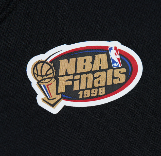 Chicago Bulls Mitchell & Ness Game Time Vintage Hoodie