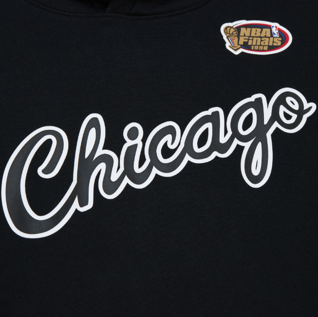 Chicago Bulls Mitchell & Ness Game Time Vintage Hoodie