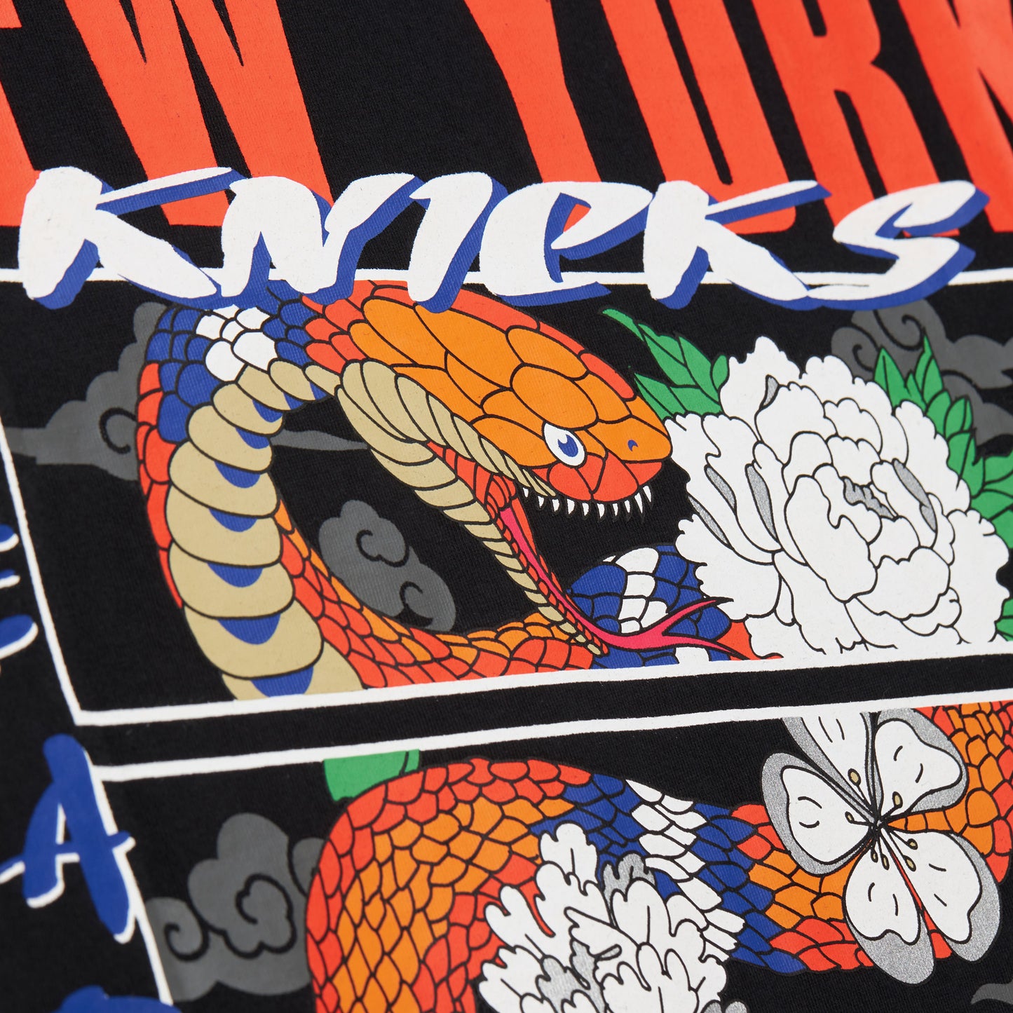 New York Knicks Mitchell & Ness Asian Heritage Short Sleeve T-Shirt- Black