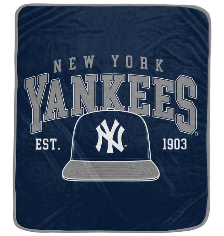 New York Yankees Pegasus Vintage Arch Ultra Soft 50" x 60" Blanket