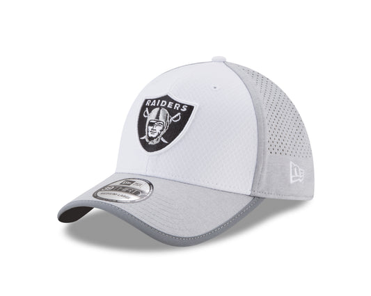 Las Vegas Raiders New Era Training 39THIRTY Flex Hat - White