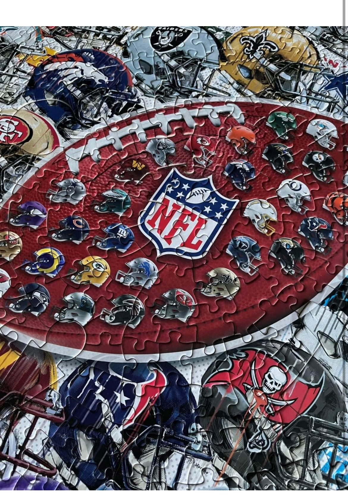 NFL - Helmet Drip Art Helmet 500 Piece Shaped Jigsaw Puzzle - Masterpiece Puzzle