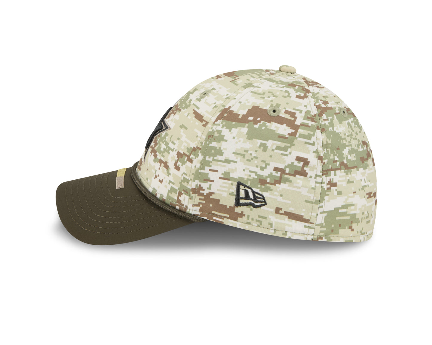 Dallas Cowboys New Era 2025 Digital Camo Salute To Service 39THIRTY Flex Hat