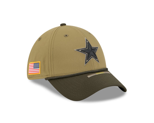 Dallas Cowboys New Era 2025 Green Salute To Service 39THIRTY Flex Hat