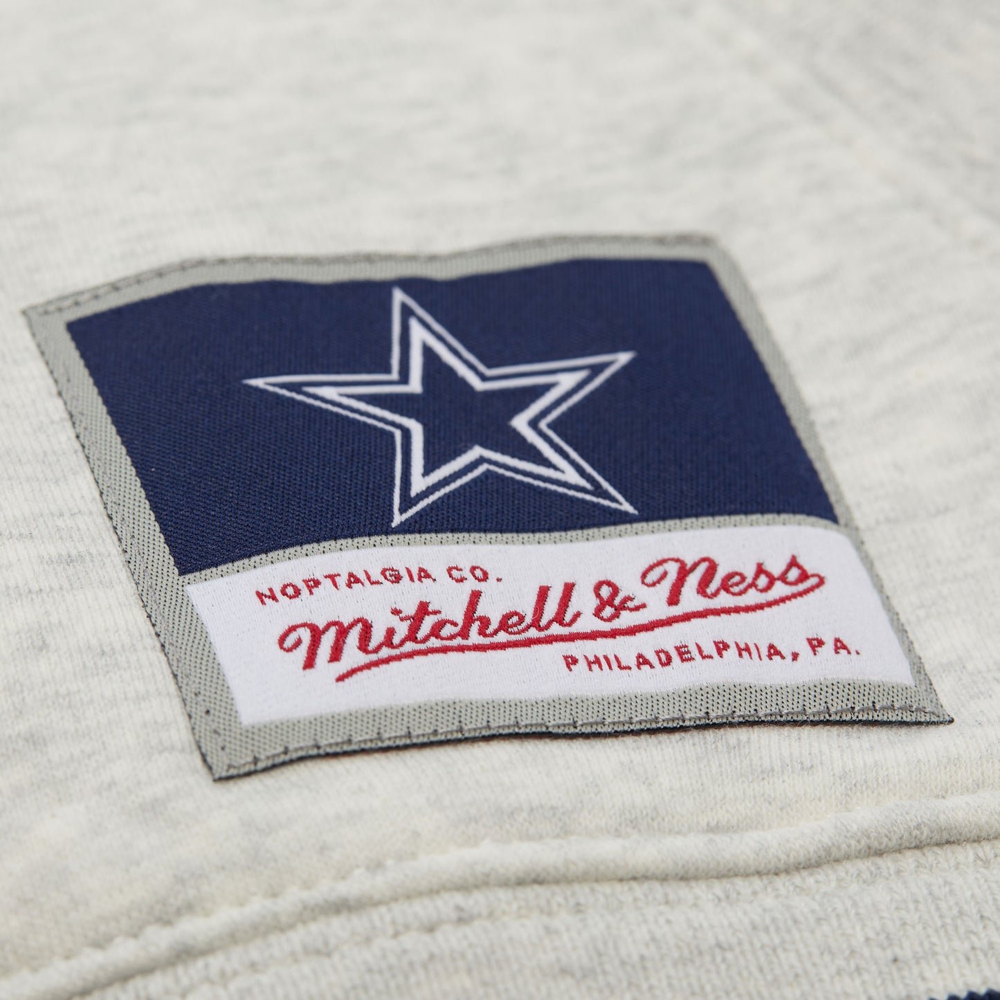 Dallas Cowboys Mitchell & Ness Off Season Retro Hoodie- White