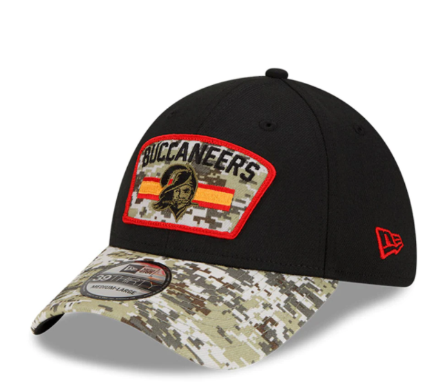 Tampa Bay Buccaneers New Era Salute to Service 39THIRTY Flex Hat - Black