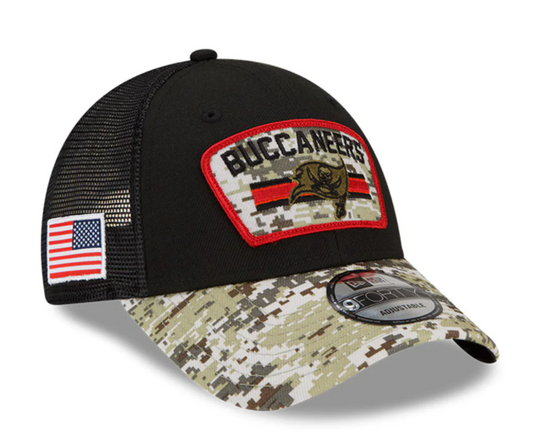 Tampa Bay Buccaneers New Era Salute To Service 9FORTY Adjustable Hat - Black