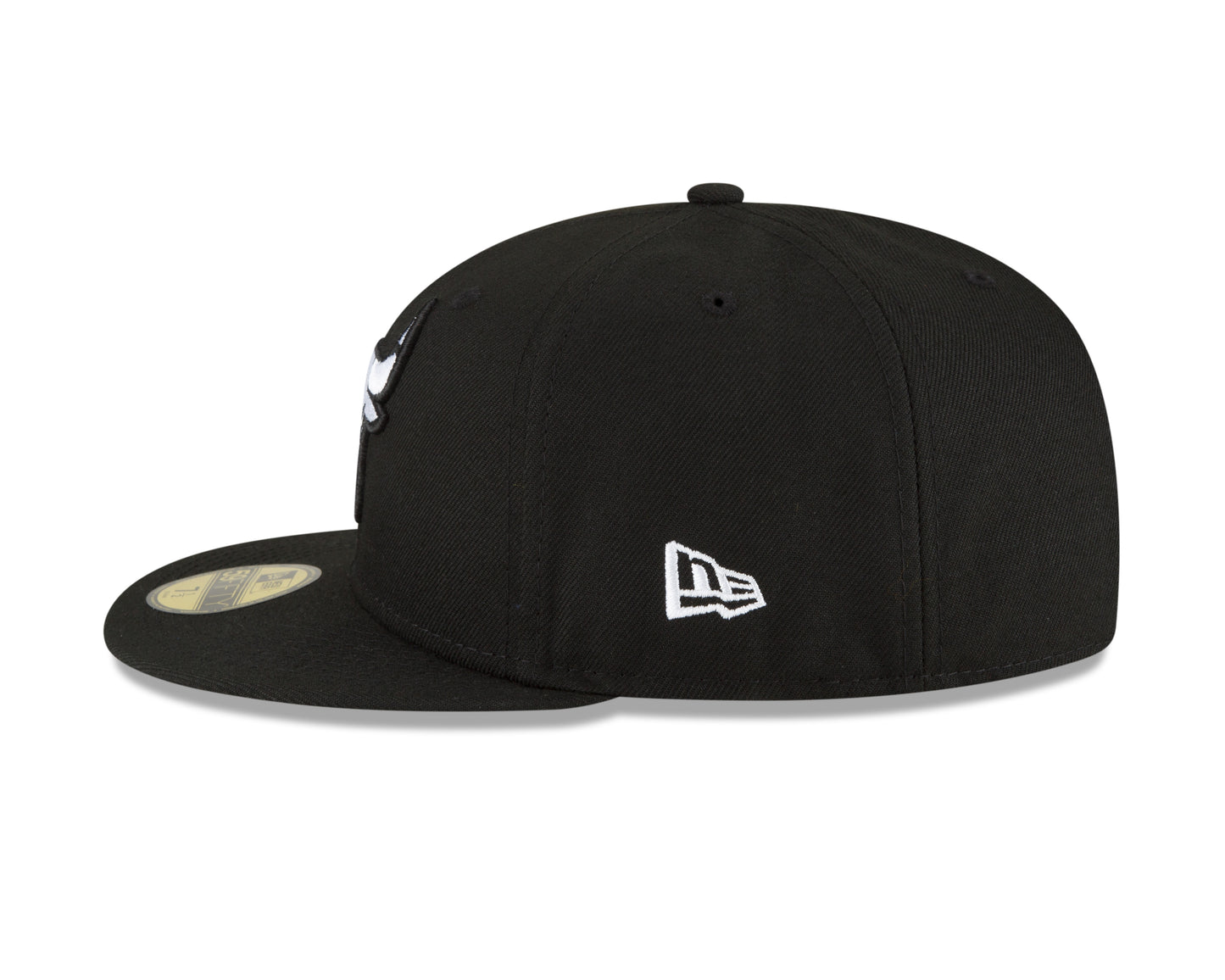 Chicago Bulls New Era Black and White Back Half 59fifty Fitted Hat