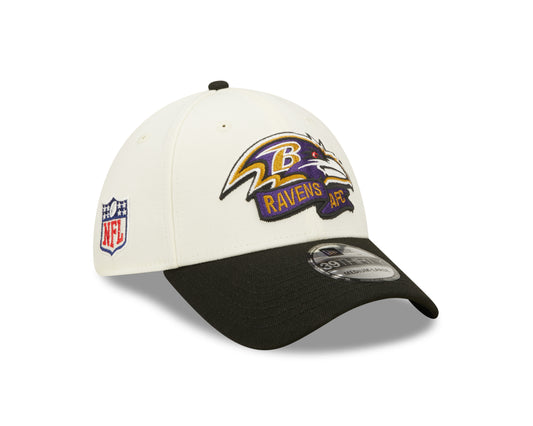 Baltimore Ravens New Era Sideline Banner 39THIRTY Hat - Cream