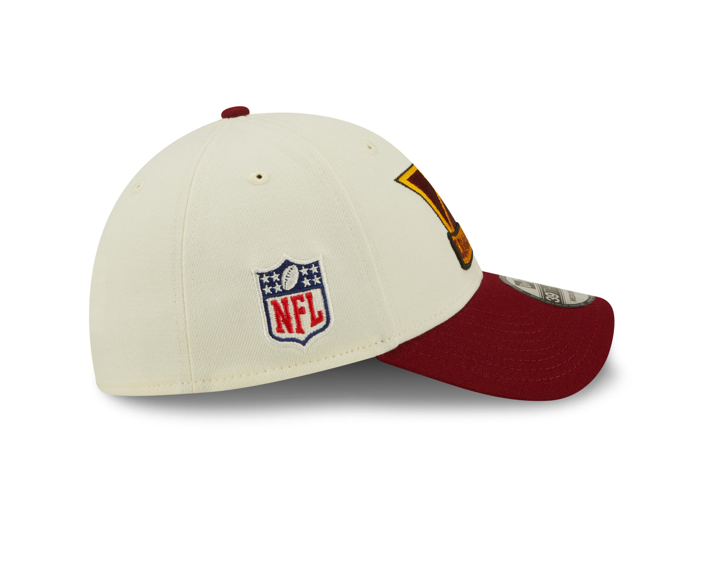 Washington Commanders New Era Sideline Banner 39THIRTY Flex Hat - Cream