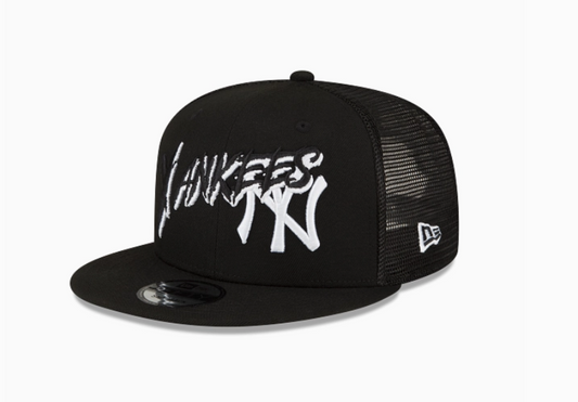 New York Yanekes New Era Black Street Trucker Mesh 9Fifty Hat