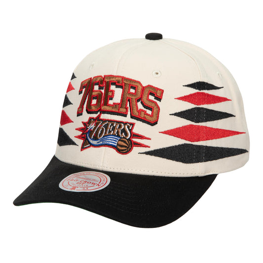 Philadelphia 76ers Mitchell & Ness Off White Diamond Pro Snapback Hat