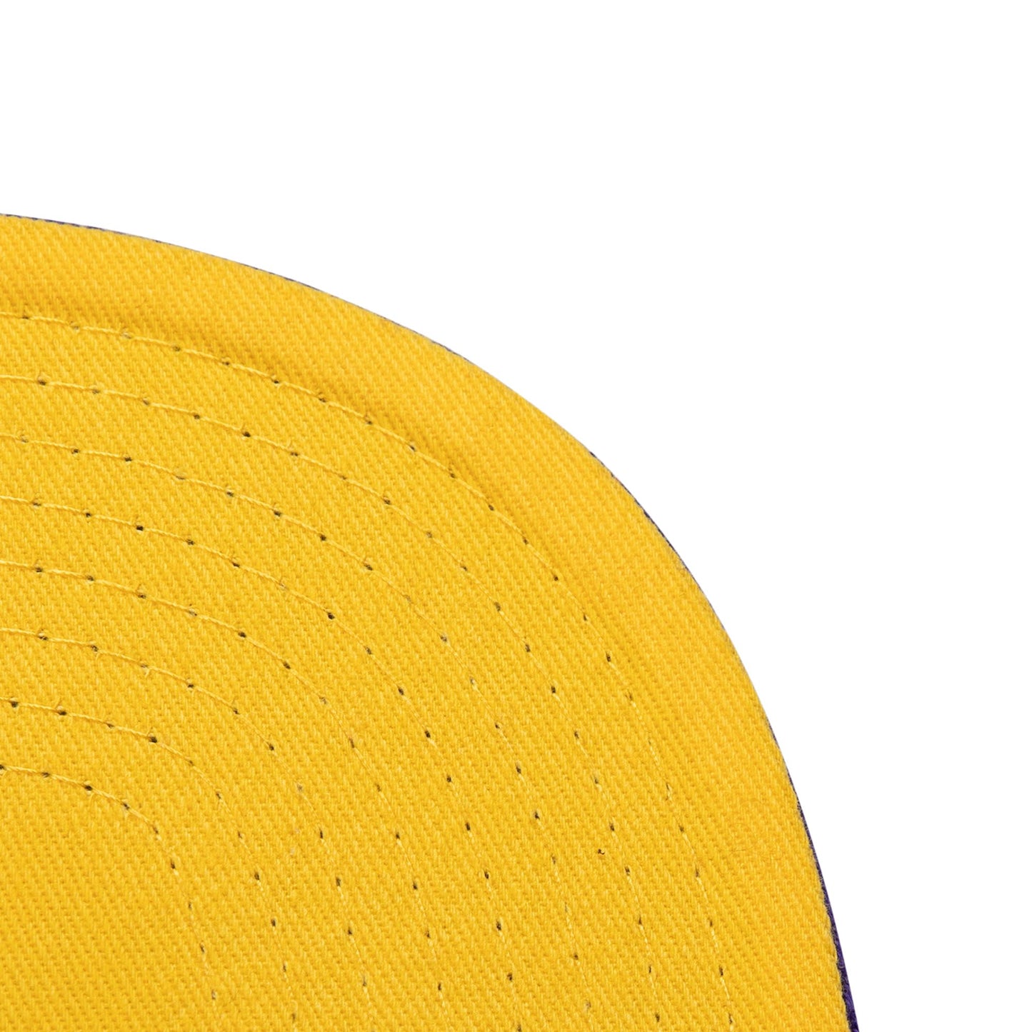 Los Angeles Lakers Mitchell & Ness Sail 2 Tone Snapback Hat - Cream