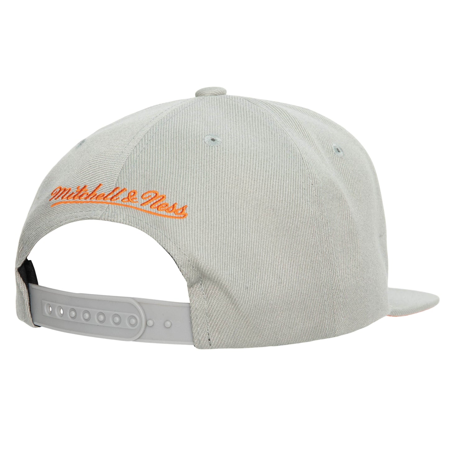 New York Knicks Mitchell & Ness 75th NBA Silver Snapback Hat