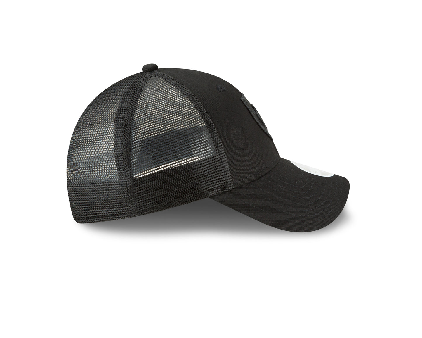 Las Vegas Raiders Womens Faded Trucker 9TWENTY Adjustable Hat - Black