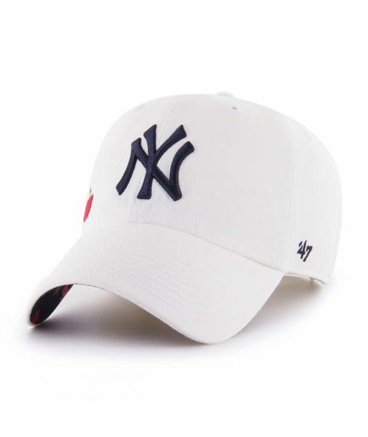 New York Yankees '47 White Confetti Big Apple Women's Clean Up Adjustable Hat