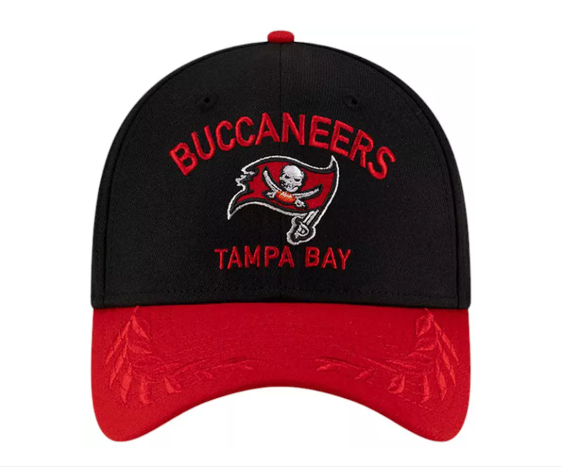 Tampa Bay Buccaneers New Era 2025 Draft 39THIRTY Flex Hat -Red/Black