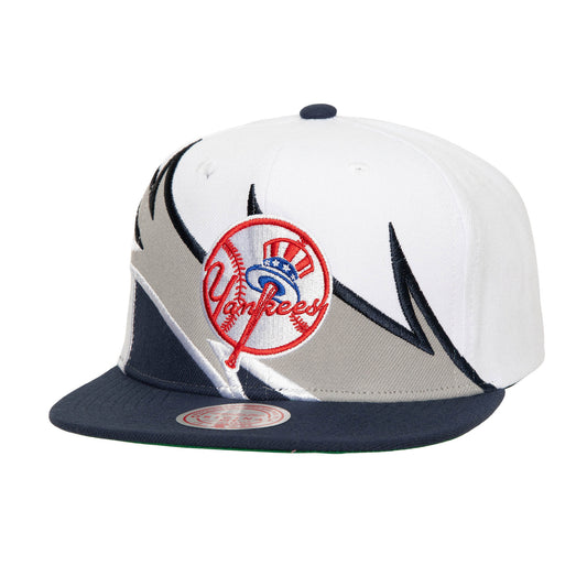 New York Yankees Mitchell & Ness Wave Runner Snapback Hat