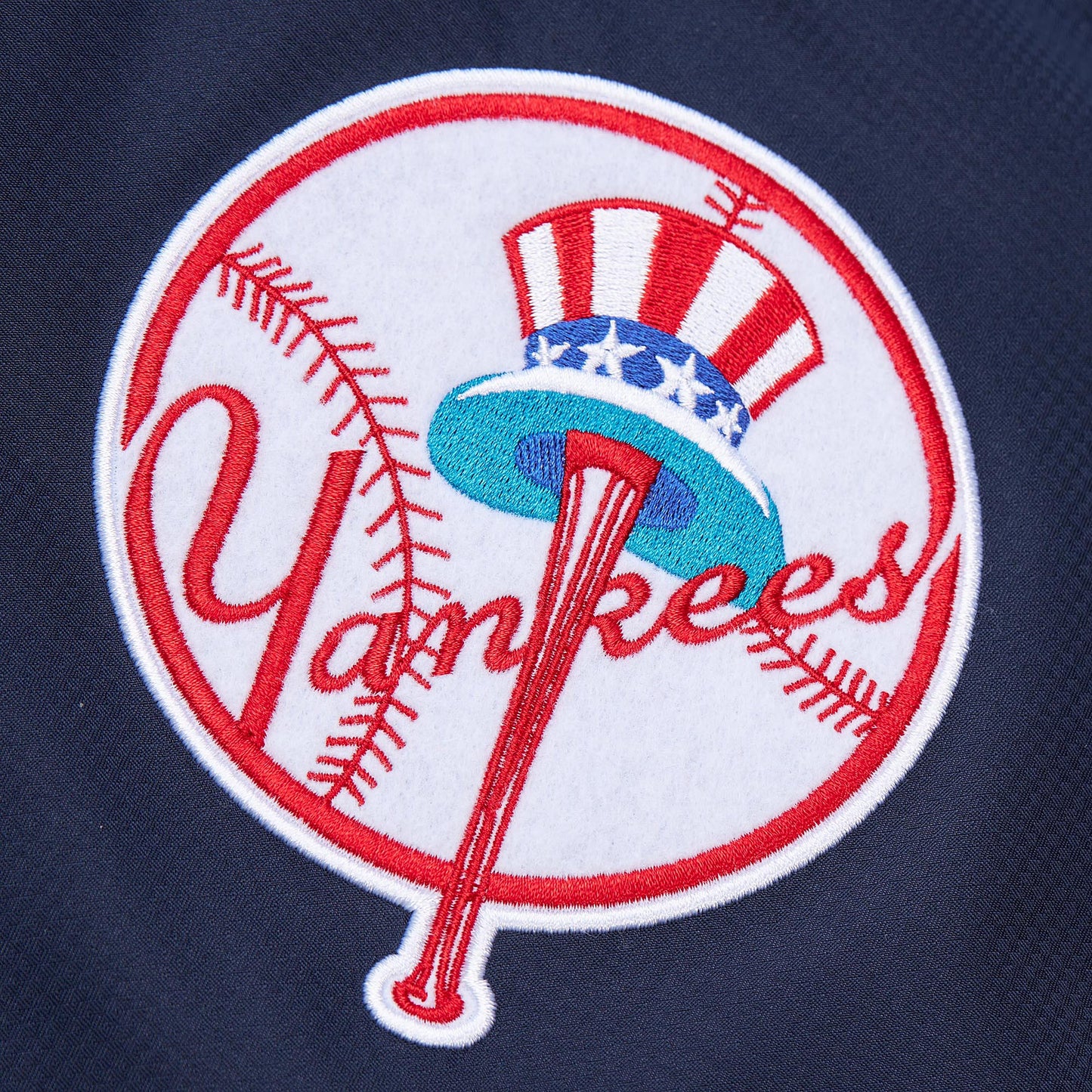 New York Yankees Mitchell & Ness Vintage Logo Windbreaker - Navy