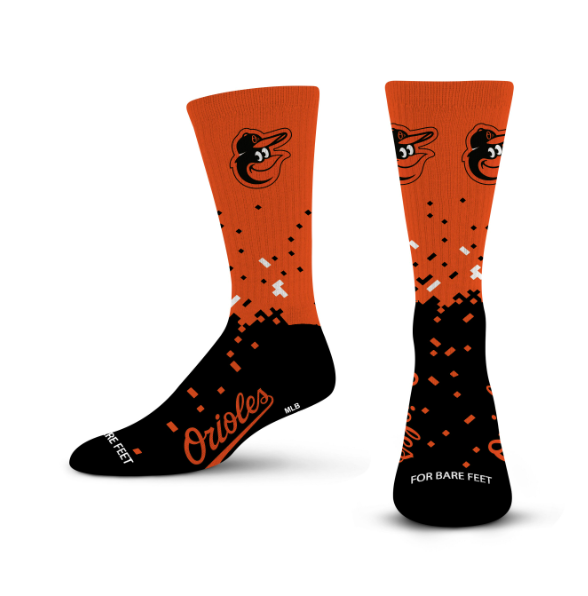 Baltimore Orioles For Bare Feet Spray Zone Socks- Large