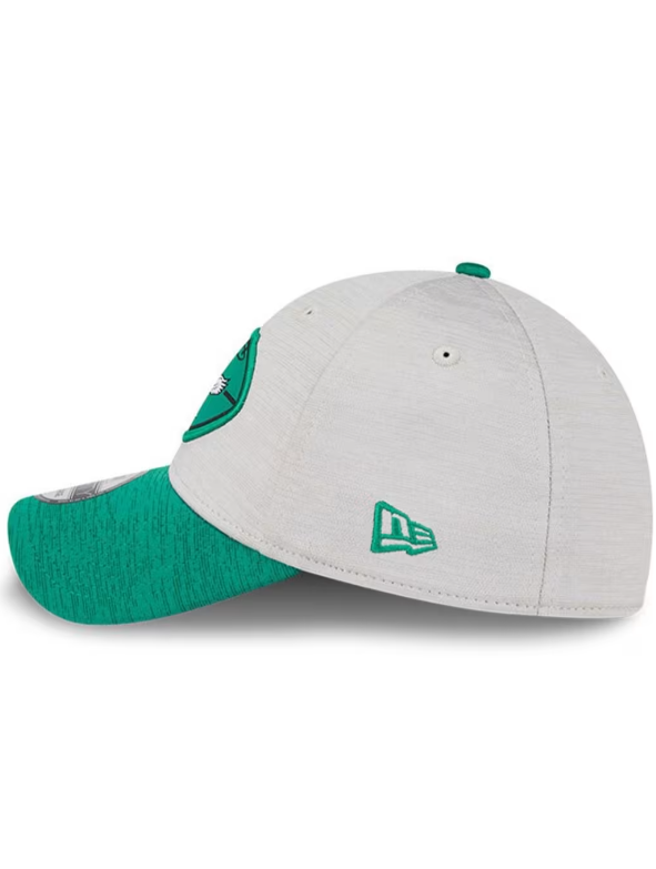 Philadelphia Eagles  New Era Grey /Kelly Sideline Historic 39THIRTY Flex Hat