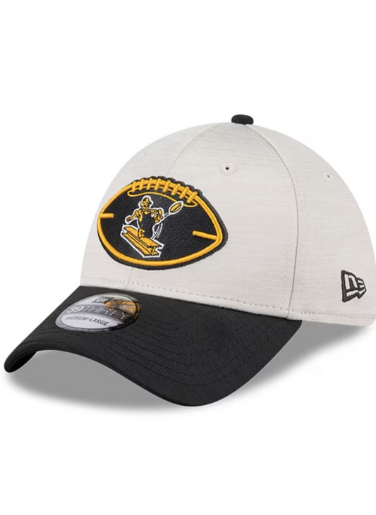 Pittsburgh Steelers New Era Grey  Sideline Historic 39THIRTY Flex Hat