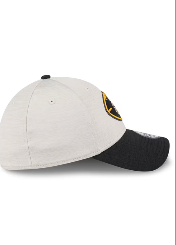 Pittsburgh Steelers New Era Grey  Sideline Historic 39THIRTY Flex Hat