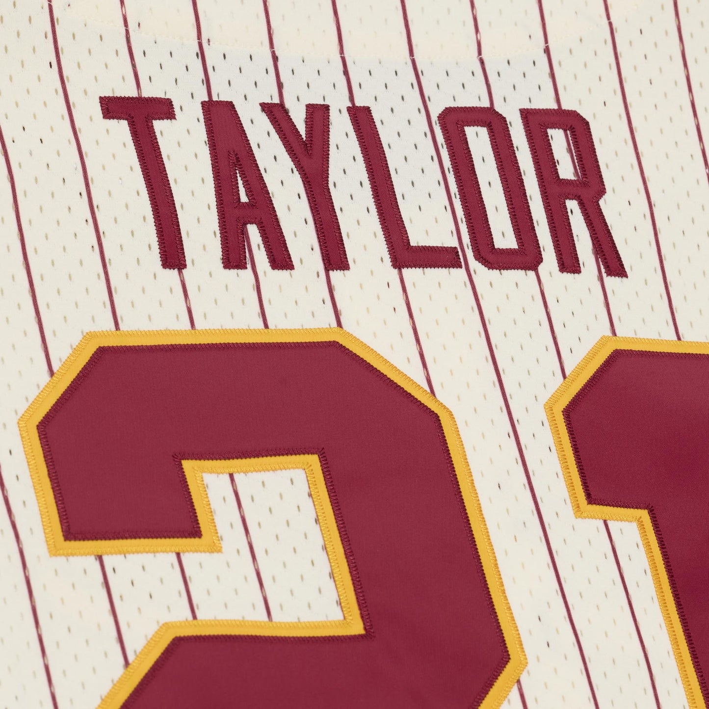 Washington Redskins Mitchell & Ness #21 Sean Taylor Mesh Full-Button Fashion Jersey- Cream