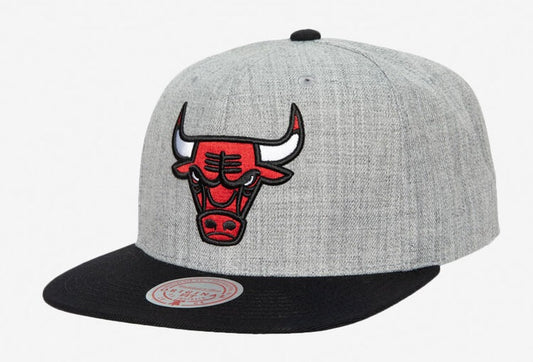 Chicago Bulls Mitchell & Ness Heather Under Pop Snapback Hat