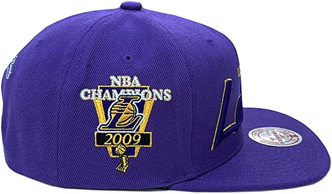 Los Angeles Lakers Mitchell & Ness 2009 NBA Champ Year Trophy Snapbck Hat - Purple