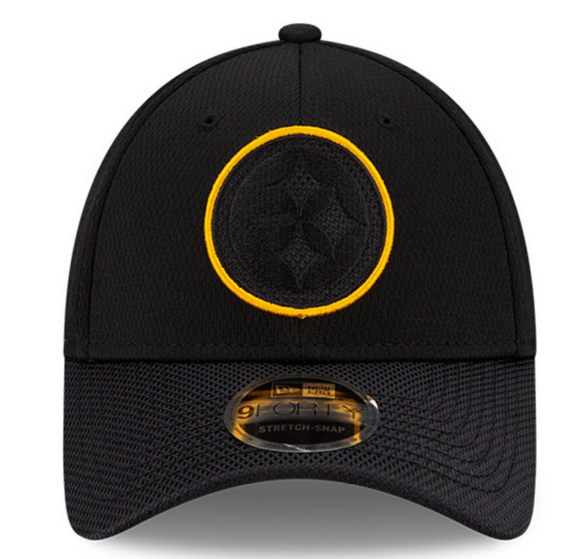 Pittsburgh Steelers New Era Road Sideline 9FORTY Adjustable Hat - Black