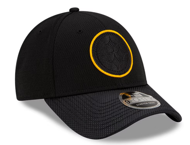 Pittsburgh Steelers New Era Road Sideline 9FORTY Adjustable Hat - Black