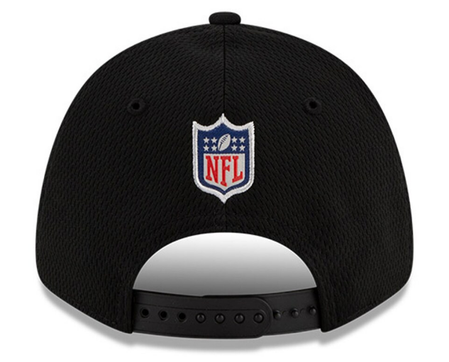 Pittsburgh Steelers New Era Road Sideline 9FORTY Adjustable Hat - Black